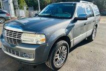 2011 Lincoln Navigator Base