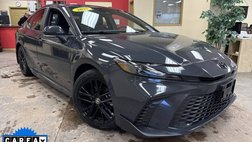 2025 Toyota Camry Hybrid SE