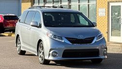2015 Toyota Sienna SE 8-Passenger