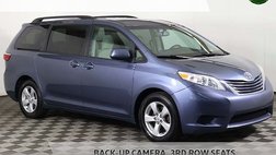 2016 Toyota Sienna LE