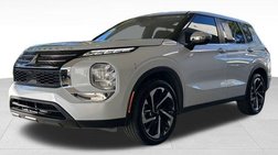 2022 Mitsubishi Outlander ES