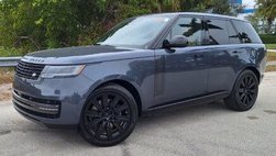 2026 Land Rover Range Rover P550e SE