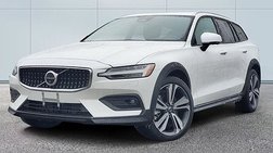 2025 Volvo V60 Cross Country B5 Plus