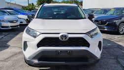 2020 Toyota RAV4 LE