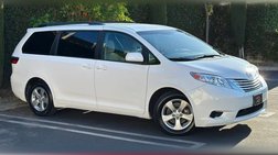 2017 Toyota Sienna LE