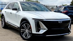 2024 Cadillac LYRIQ Luxury 2