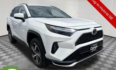 2025 Toyota RAV4 Plug-in Hybrid SE