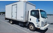 2018 Isuzu 16 FEET DRY BOX + HUGE LIFT GATE + LOW MILES