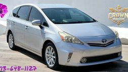2014 Toyota Prius v Five