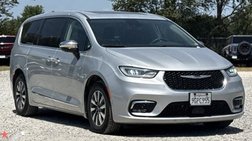 2023 Chrysler Pacifica Hybrid Limited