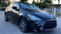 2020 Toyota Yaris Hatchback LE