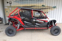 2024 Honda R-4 Fox Live Valve