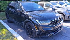 2022 Volkswagen Tiguan SE R-Line Black