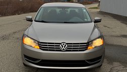 2013 Volkswagen Passat S with Appearance