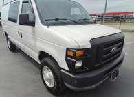 2013 Ford E-Series E-350 XL Super Duty Passenger