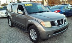 2006 Nissan Pathfinder LE