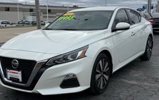 2022 Nissan Altima 2.5 SV