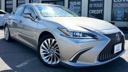 2021 Lexus ES 300h Luxury