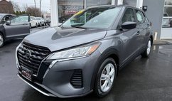 2021 Nissan Kicks S