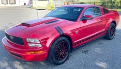 2007 Ford Mustang Deluxe