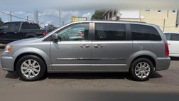 2016 Chrysler Town and Country Touring