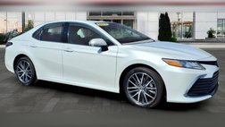 2023 Toyota Camry Hybrid XLE