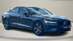 2024 Volvo S60 B5 Core Dark Theme