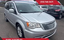 2011 Chrysler Town and Country Touring-L