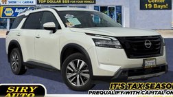 2023 Nissan Pathfinder SL