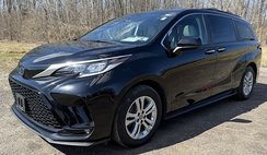 2022 Toyota Sienna XSE 7-Passenger