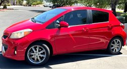 2012 Toyota Yaris SE 4D Hatchback
