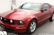 2005 Ford Mustang GT Premium