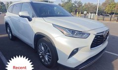 2023 Toyota Highlander Hybrid Platinum