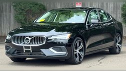 2022 Volvo S60 Recharge T8 Inscription