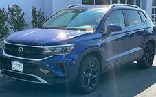 2023 Volkswagen Taos SE 4Motion