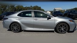 2024 Toyota Camry Hybrid SE