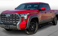 2024 Toyota Tundra Platinum HV