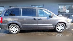 2016 Chrysler Town and Country Touring