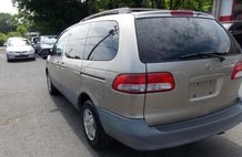 2002 Toyota Sienna CE