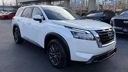 2022 Nissan Pathfinder SV