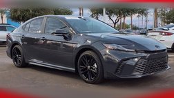 2025 Toyota Camry Hybrid SE