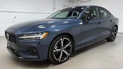 2024 Volvo S60 B5 Plus Dark Theme