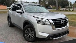 2022 Nissan Pathfinder SL