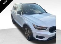 2020 Volvo XC40 T5 R-Design