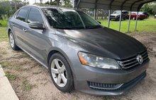 2012 Volkswagen Passat SE PZEV