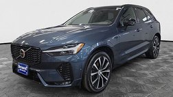 2023 Volvo XC60 B5 Plus Dark Theme