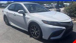 2022 Toyota Camry Hybrid SE