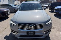 2025 Volvo XC90 T8 Ultra Bright Theme 7P