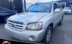 2004 Toyota Highlander 4dr V6 4WD w/3rd Row (Natl)
