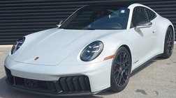 2025 Porsche 911 Carrera 4 GTS